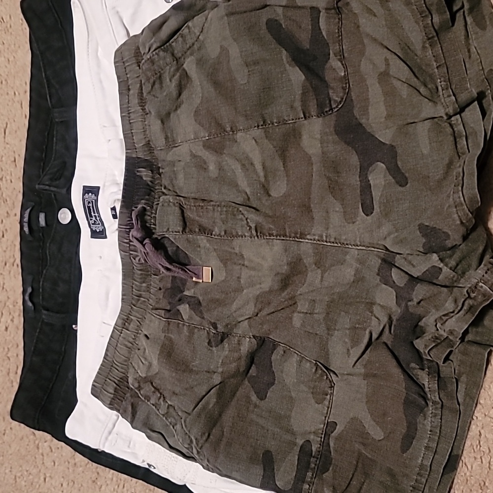 2 Jean Shorts Size 12 And Draw String Short - image 6